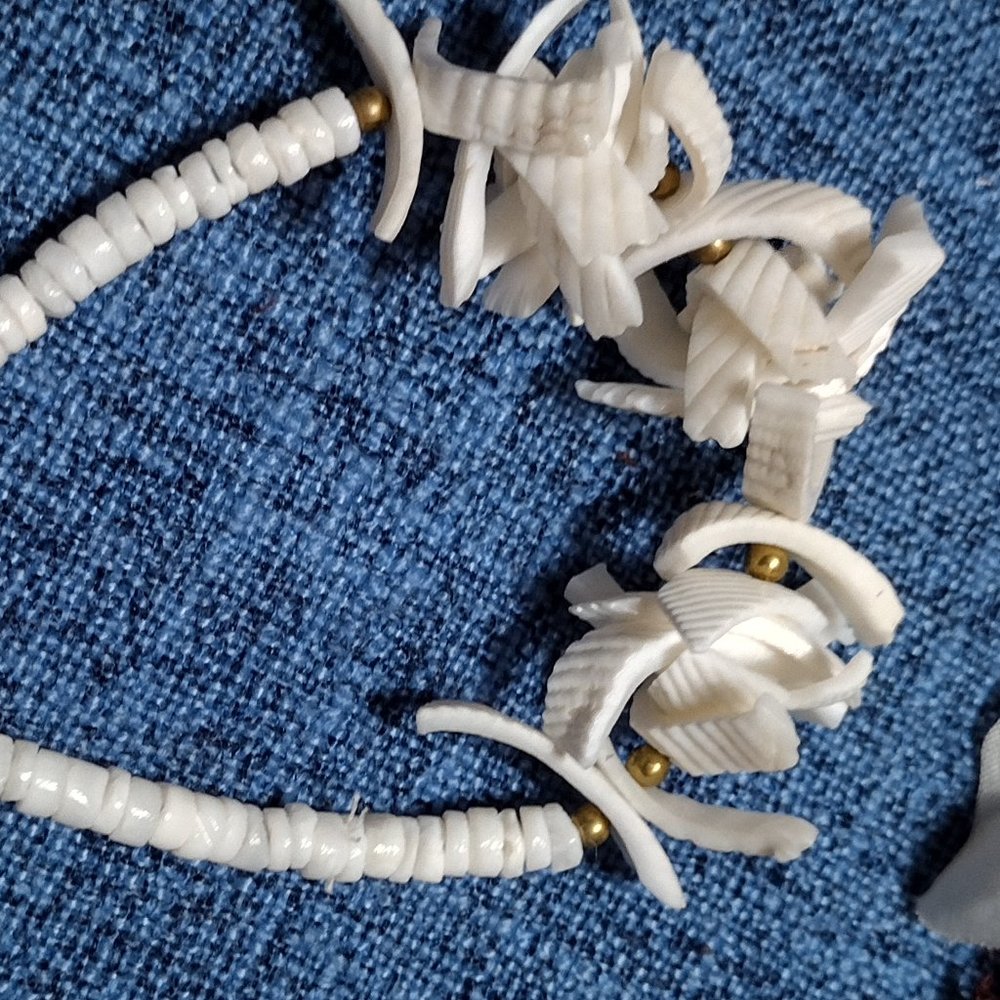 Shell Bracelet (4B) - Picture 4 of 5